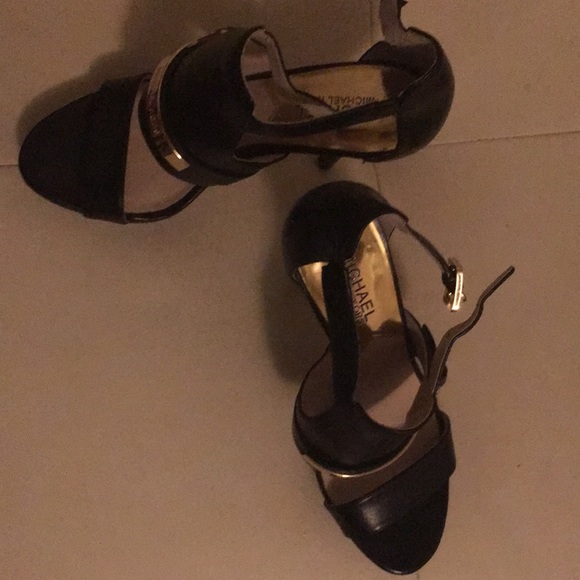 Michael Kors Heels - Picture 4 of 7